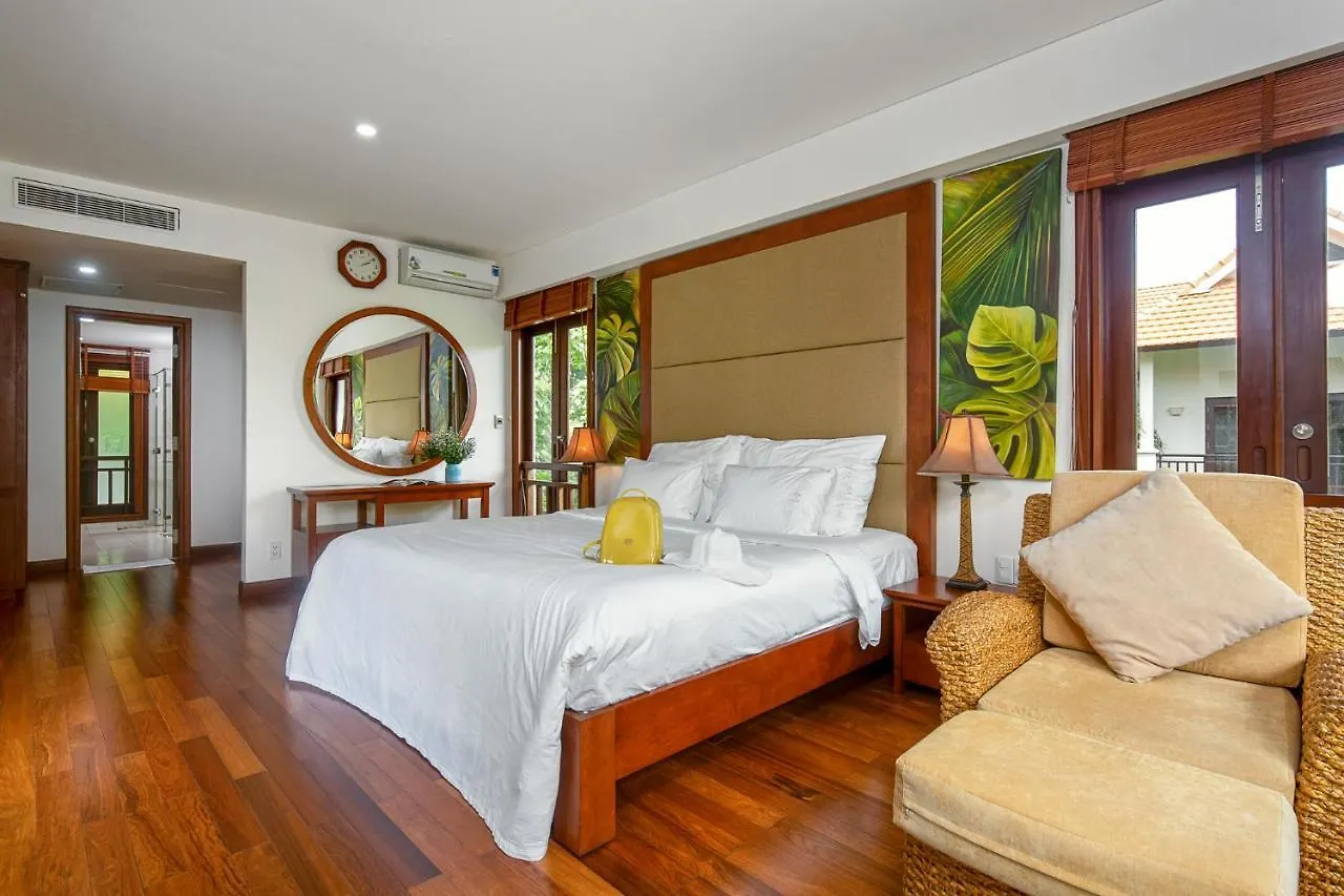 Tropical Pool Villas Da Nang 0*,