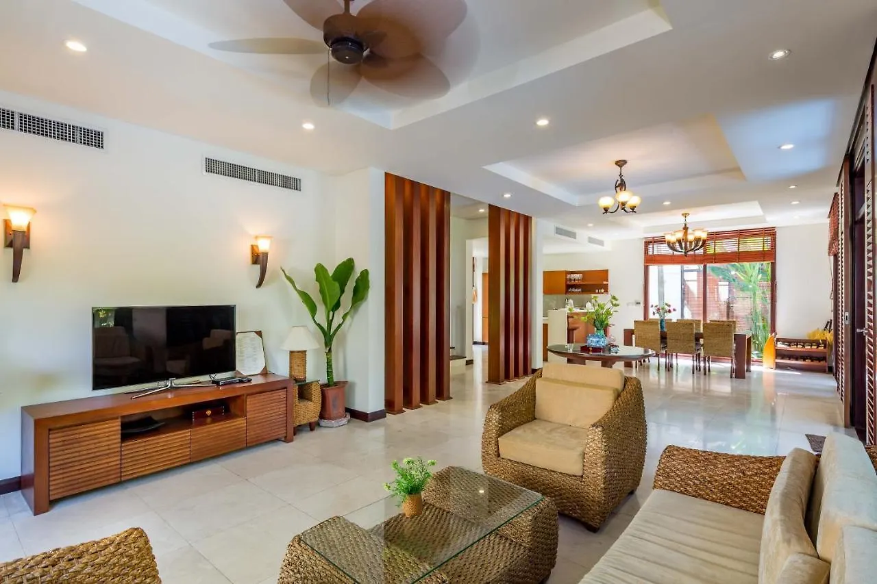 Tropical Pool Villas Da Nang 0*,  Vietnam