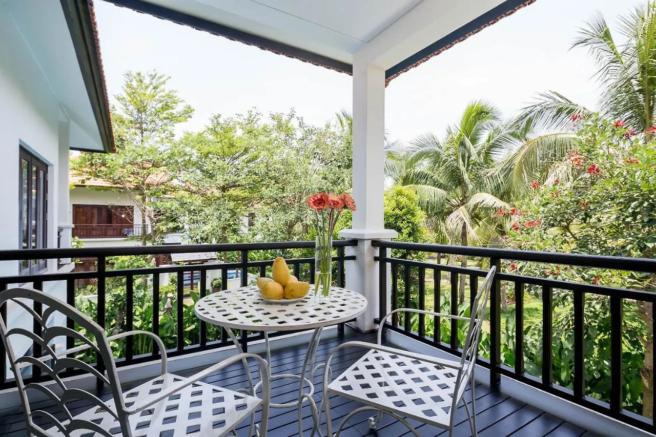 Tropical Pool Villas Da Nang 0*,  Vietnam