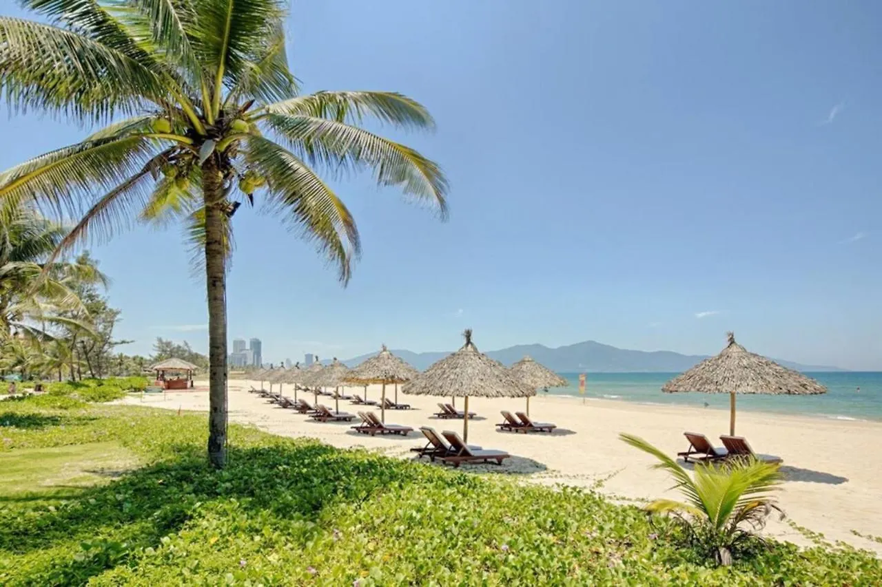 Tropical Pool Villas Da Nang 0*,
